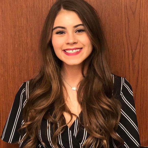 Meet your Posher, Katie - Picture 1 of 1